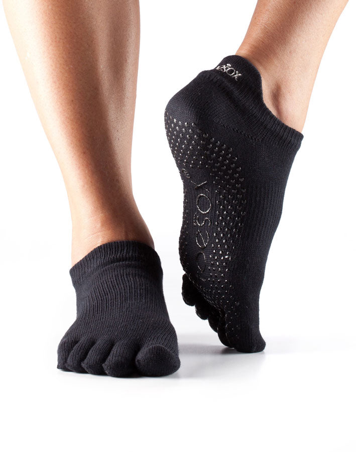 Toesox Low Rise Full Toe Socks -Black-DS